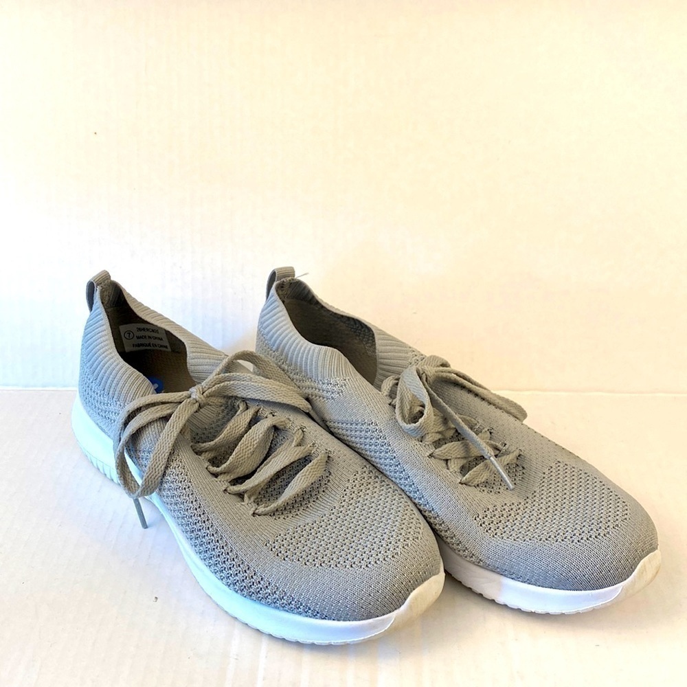 Running Shoes Slip On Faux Tie Up Look Size 7 Grey